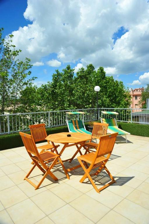 Hotel Margherita Rimini Extérieur photo