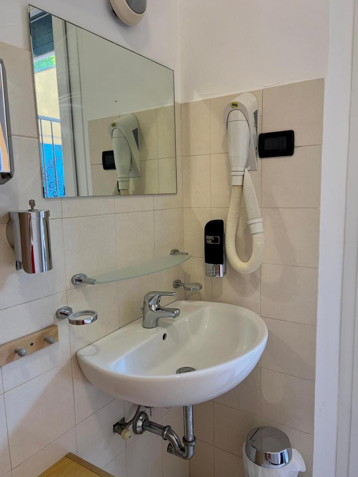Hotel Margherita Rimini Extérieur photo
